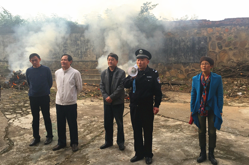 浔东校区举行冬季消防安全灭火演练培训活动